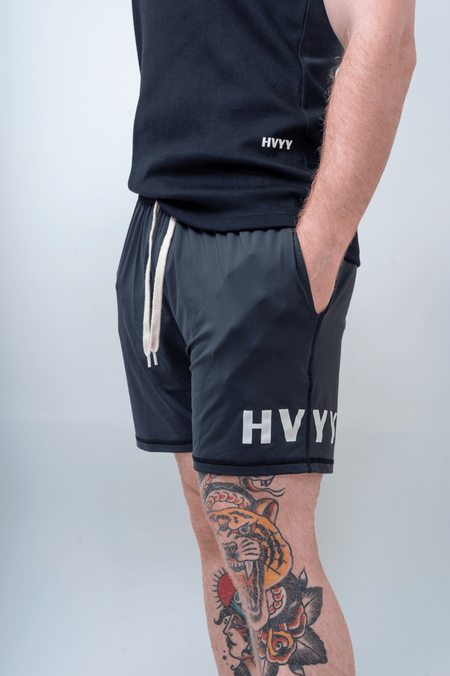 Bermuda de Poliéster HVYY Preta