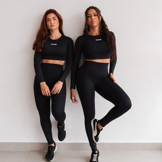 Conjunto Preto Cropped + Legging Minimalista