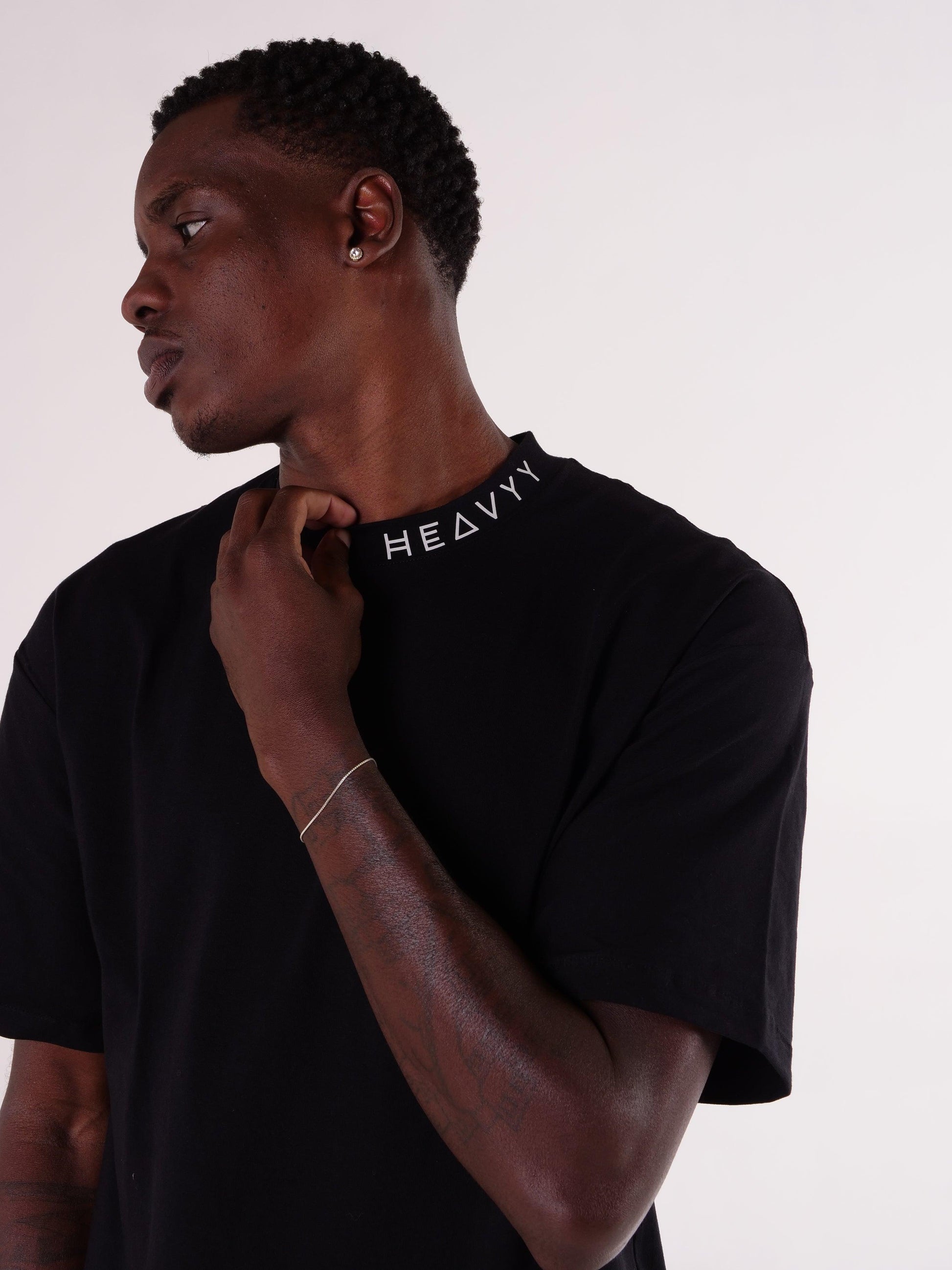 Camiseta Minimal Heavyy Preta - Heavyy Sports