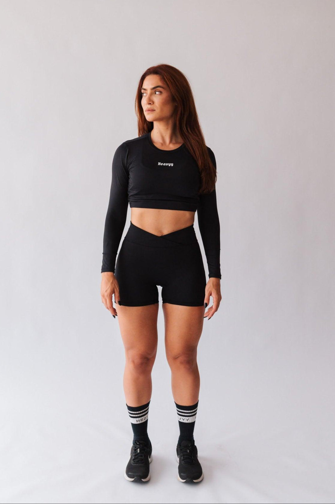 Short com Cós Cruzado de Poliamida Preto
